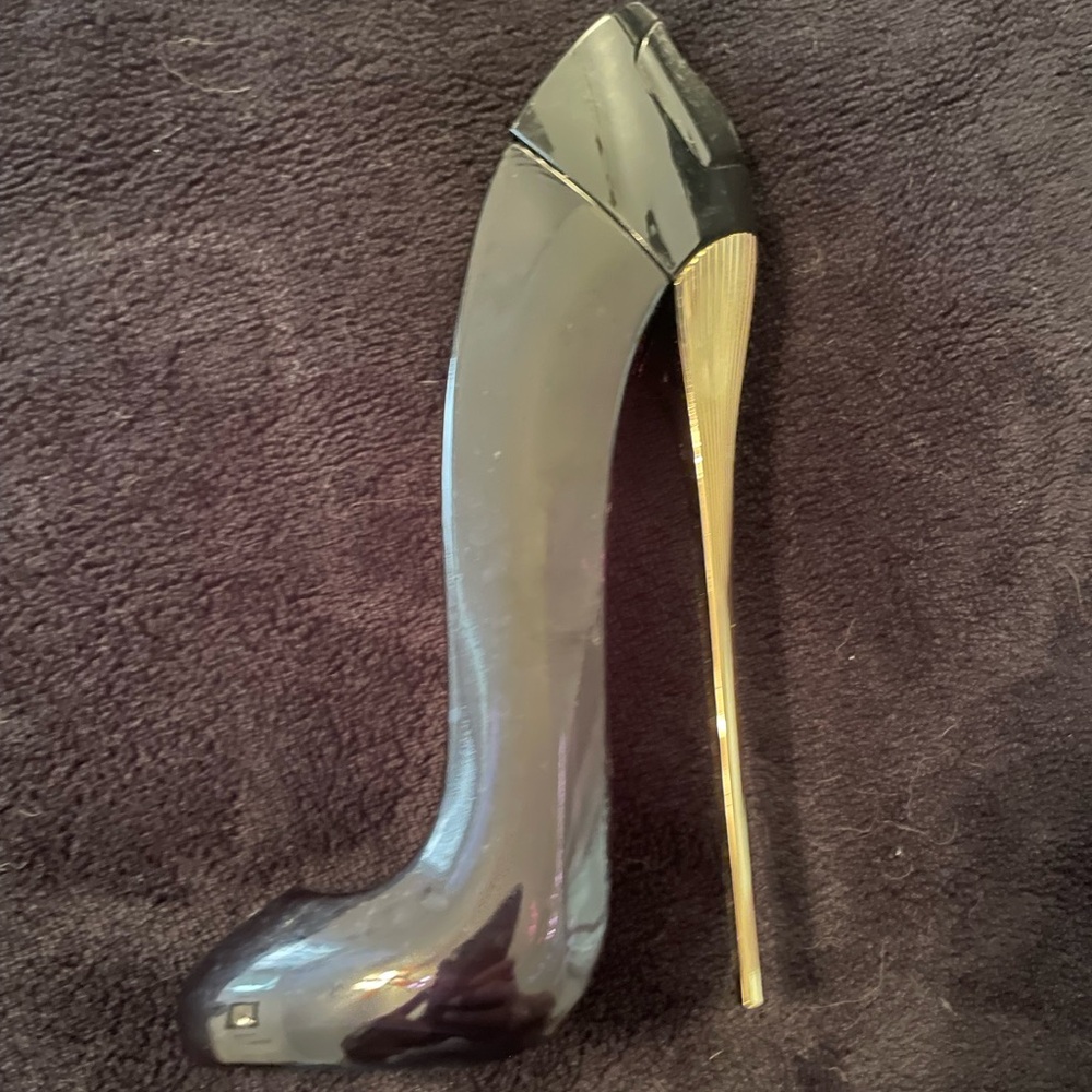 Carolina Herrera Good Girl Perfume